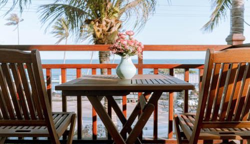 Deluxe Double Room with Side Sea View
