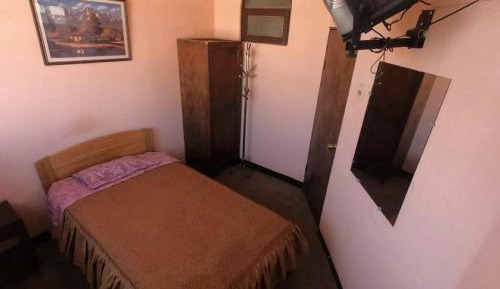 Single Room with Shared Bathroom