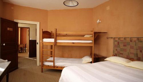 Quadruple Room with Private Bathroom