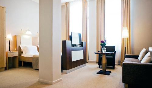 Junior Suite (2 Adults)