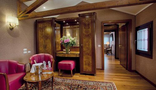 Superior Suite