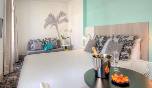 Queen Room with Sofa Bed