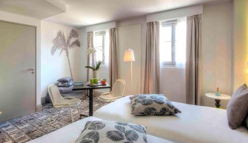 Standard Twin Room