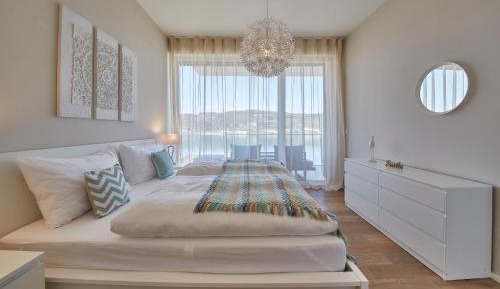 Apartment with Lake View - E6A