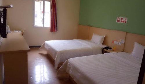Comfortable Twin Room