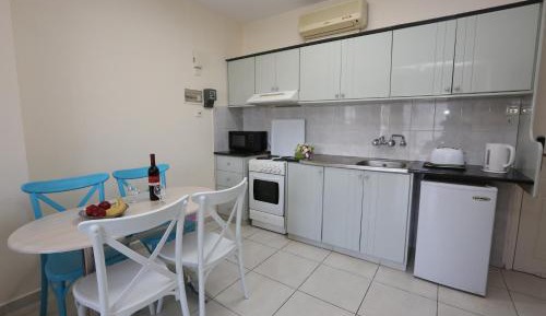 One-Bedroom Apartment (2 - 3 Adults)