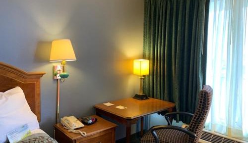 King Room - Non-Smoking