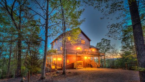 Three-Bedroom Holiday Home 