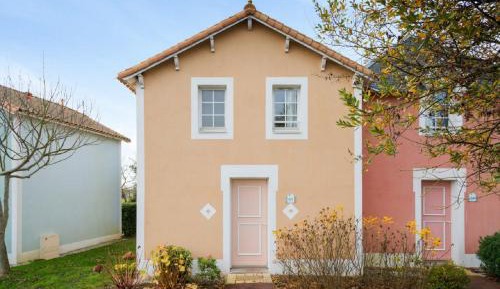 Select two-bedrooms House (7 people)