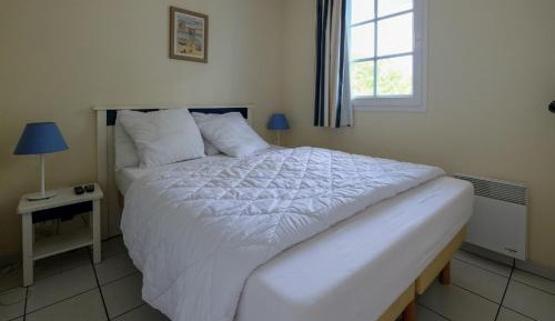 Select Two-Bedrooms Apartment (6 People)