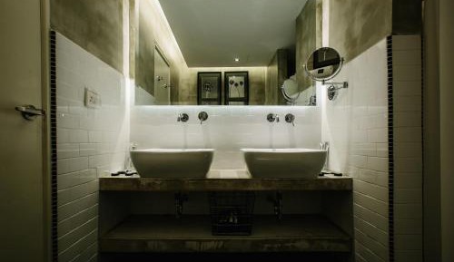 Premier King Room