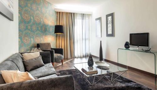 Suite with Double Bed and Living Room