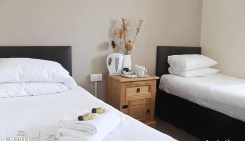 Standard Twin Room