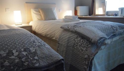 Double or Twin Room with Private Bathroom