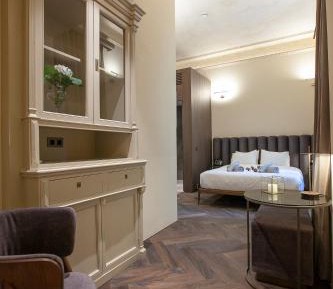 Classic Athenian Room