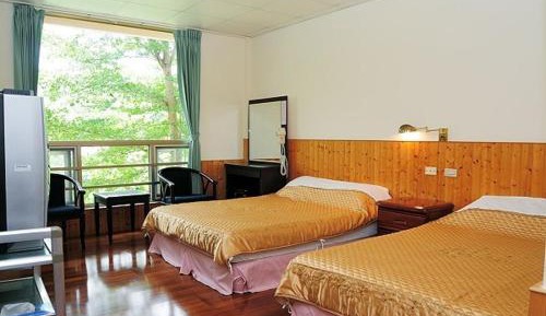 Quadruple Room with Mountain View