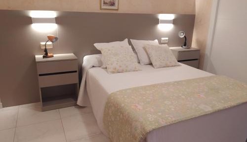 Two-Bedroom Deluxe Apartment with Garden View