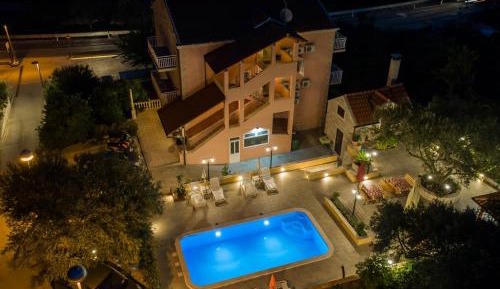 Family Studio with Balcony