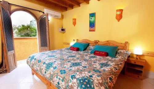 Double or Twin Room with Sea View