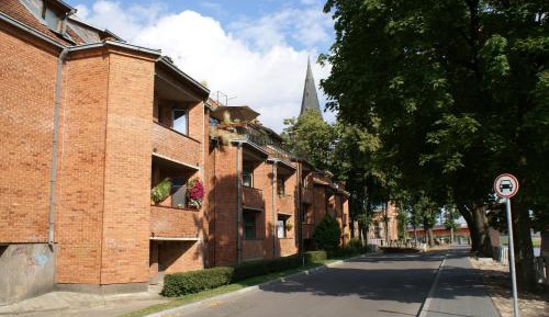 One-Bedroom Apartment