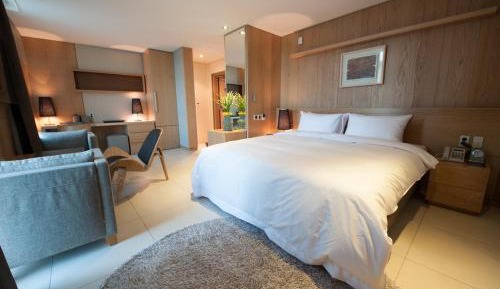 Deluxe Double Room with Bath