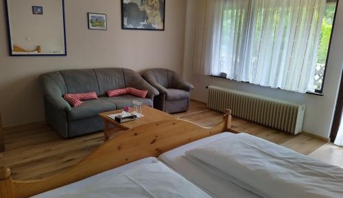 Triple Room with Garden View