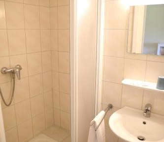 Basic Triple Room
