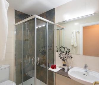 Twin Room with Balcony