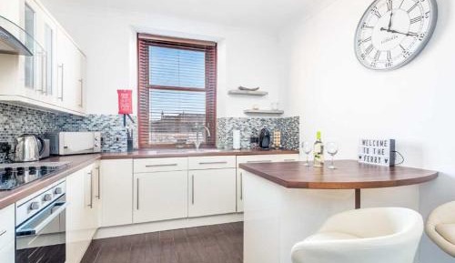 Three-Bedroom Premium Apartment