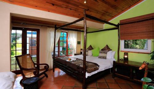 Suite with Garden View