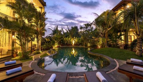 Double Room with Pool View