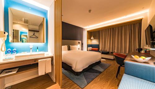 Standard King Room - High Floor
