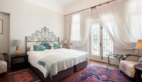 Two-Bedroom Apartment (4 Adults)
