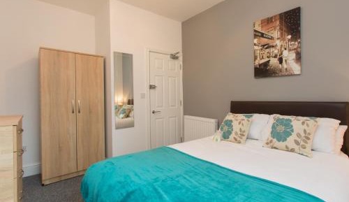 Double Room with Shared Bathroom