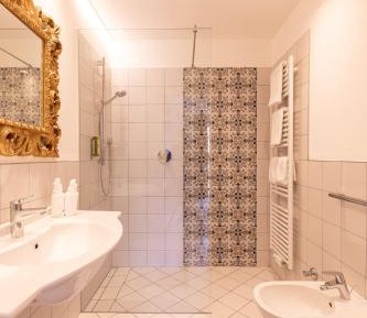 Deluxe Double Room with Mountain View