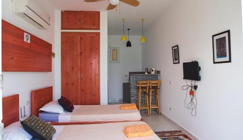Deluxe Triple Room with Sea View