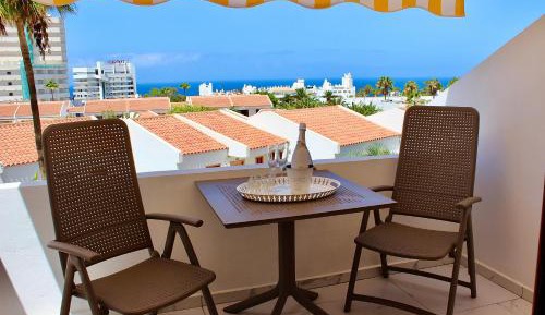 Studio Apartment with Sea View