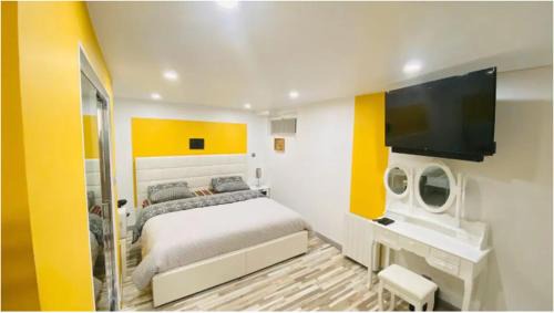 Deluxe Double Room with Shower