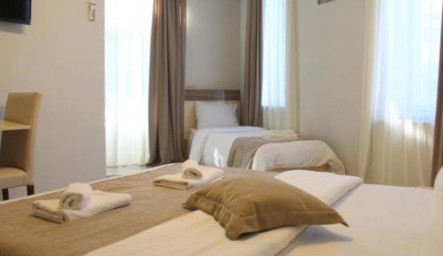 Triple Room with Balcony