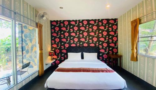 Superior Double Room with Balcony