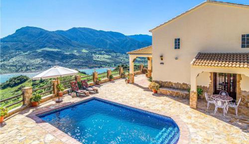 Two-Bedroom Holiday Home