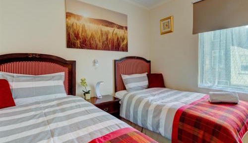 Twin Room with Shared Bathroom