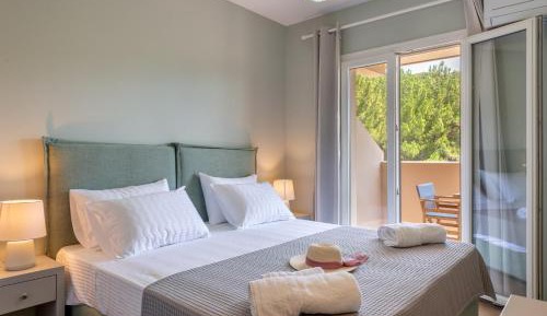Double Room with Mountain View