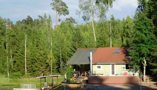 Three-Bedroom Holiday Home 