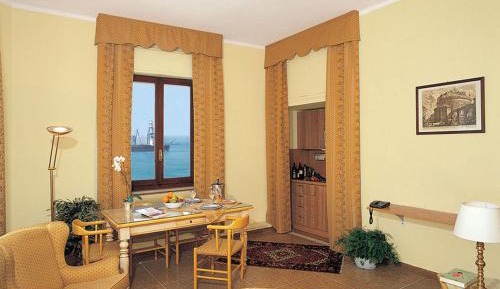 Studio with Sea View