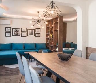 Deluxe Family Suite