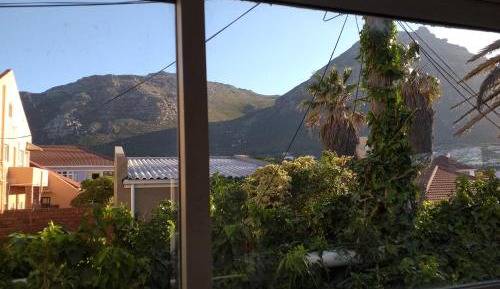 Single Room with Mountain View
