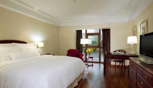 Premier King Room