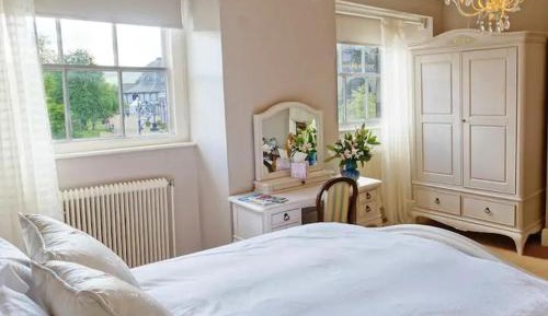 Deluxe Double Room with Bath