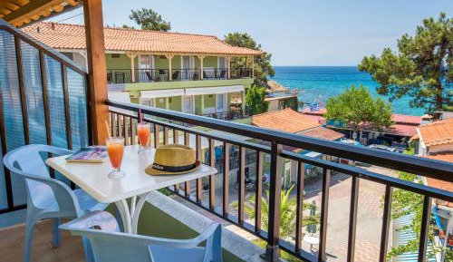 Triple Room with Sea View